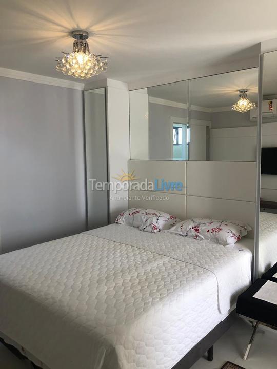 Apartamento para aluguel de temporada em Balneário Camboriú (Praia Central)