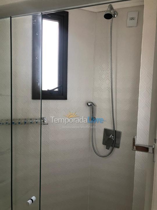 Apartamento para aluguel de temporada em Balneário Camboriú (Praia Central)