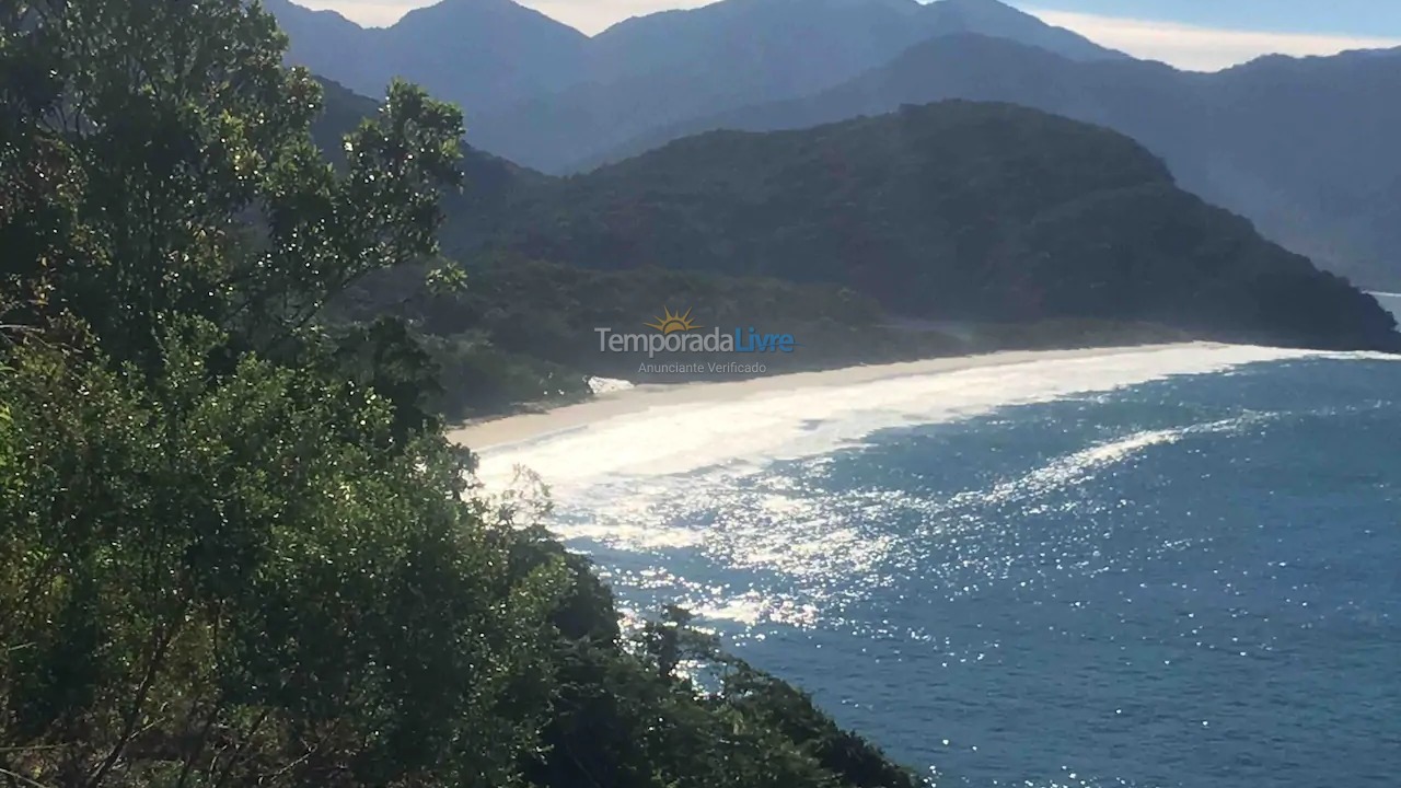 Casa para aluguel de temporada em Ubatuba (Ubatumirim)