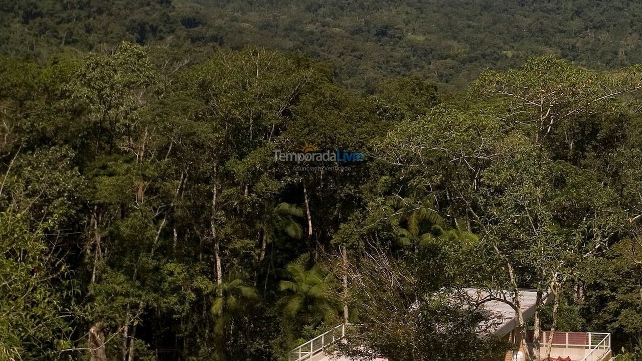 Casa para aluguel de temporada em Ubatuba (Ubatumirim)
