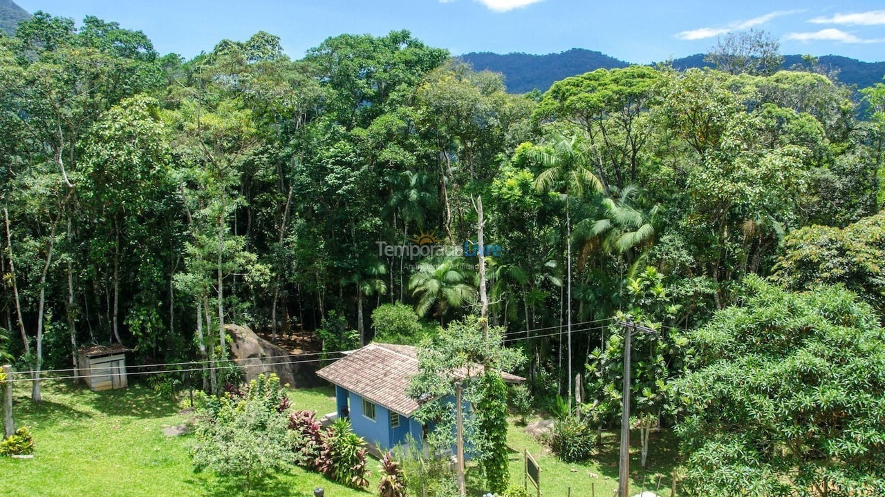 Casa para aluguel de temporada em Ubatuba (Ubatumirim)