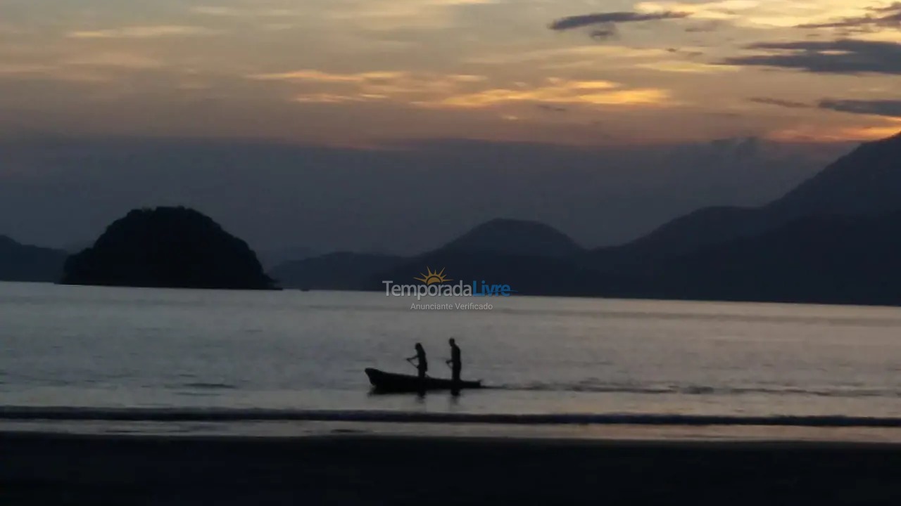 Casa para aluguel de temporada em Ubatuba (Ubatumirim)