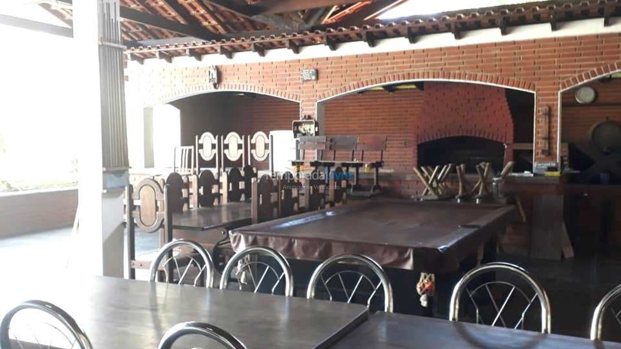 Chácara / sítio para aluguel de temporada em Juquitiba (Centro de Juquitiba)