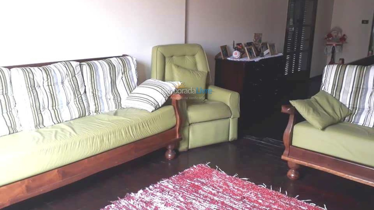 Chácara / sítio para aluguel de temporada em Juquitiba (Centro de Juquitiba)