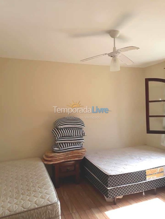 Chácara / sítio para aluguel de temporada em Juquitiba (Centro de Juquitiba)