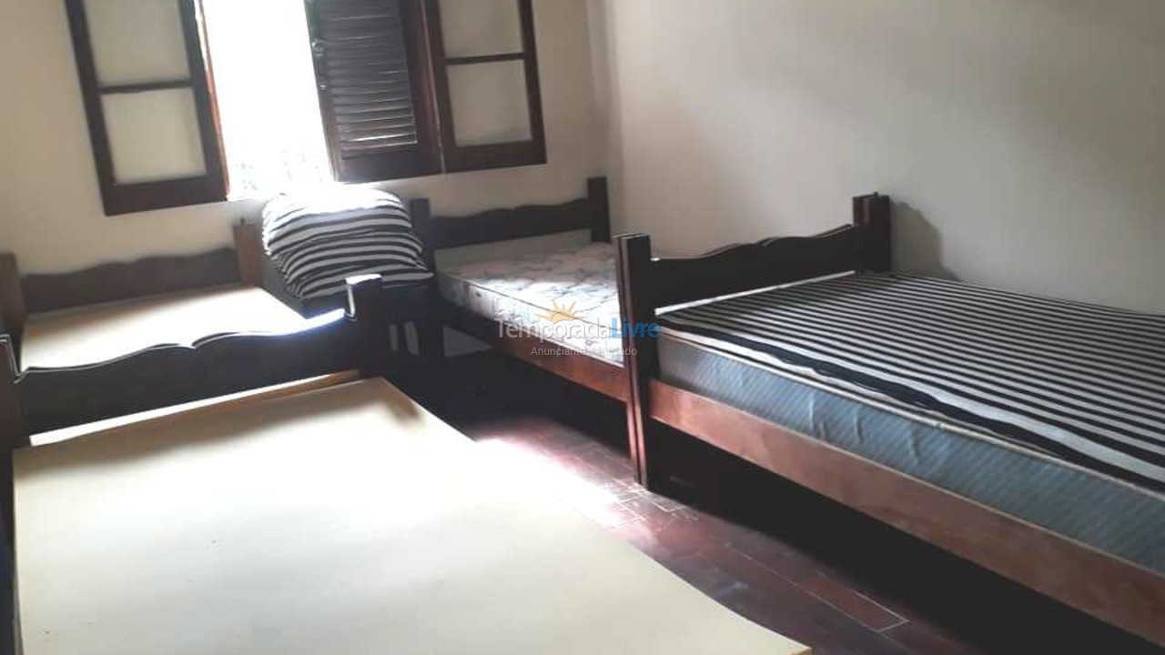 Chácara / sítio para aluguel de temporada em Juquitiba (Centro de Juquitiba)