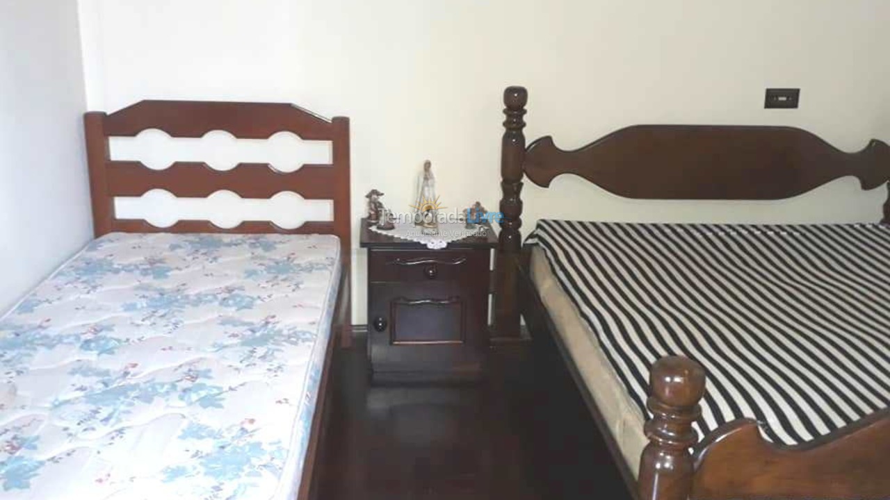 Chácara / sítio para aluguel de temporada em Juquitiba (Centro de Juquitiba)