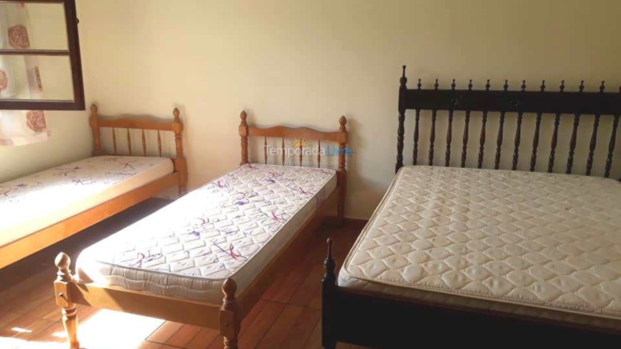 Chácara / sítio para aluguel de temporada em Juquitiba (Centro de Juquitiba)