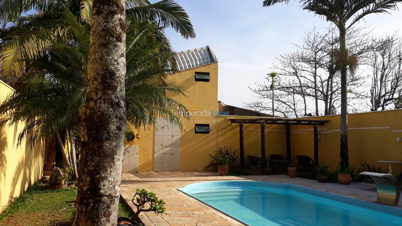 Casa para aluguel de temporada em Guaratuba (Barra do Saí)