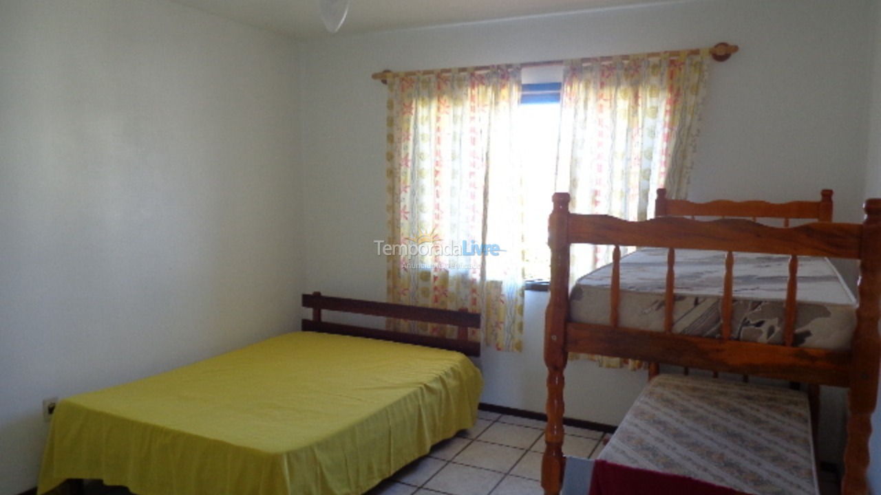 Casa para aluguel de temporada em São Francisco do Sul (Enseada)