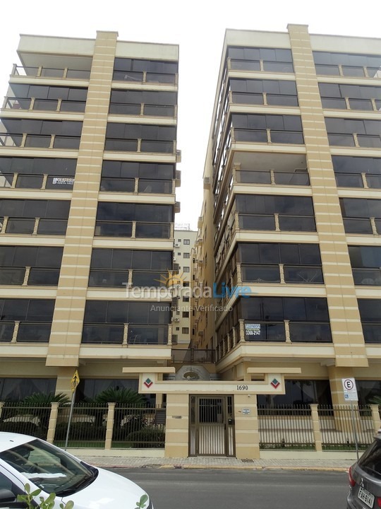 Apartamento para aluguel de temporada em Itapema (Centro)