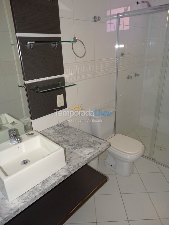 Apartamento para aluguel de temporada em Itapema (Centro)