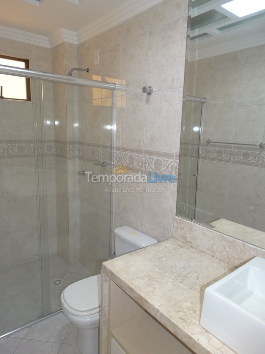 Apartamento para aluguel de temporada em Itapema (Centro)