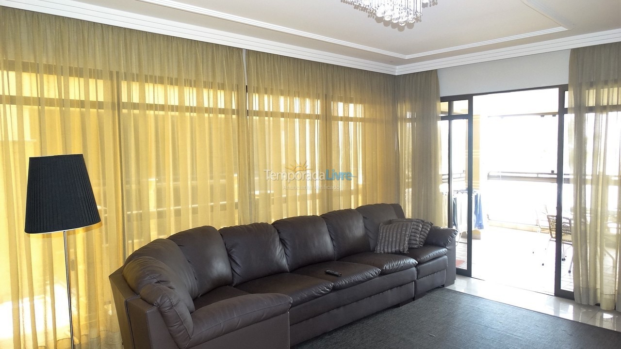 Apartamento para aluguel de temporada em Itapema (Centro)