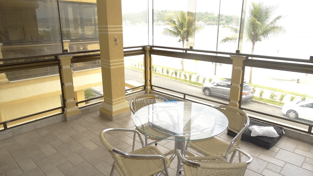 Apartamento para aluguel de temporada em Itapema (Centro)