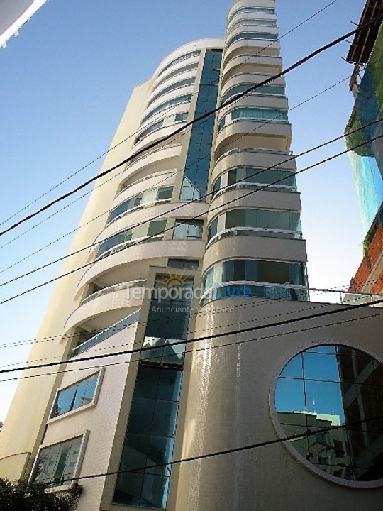 Apartamento para aluguel de temporada em Itapema (Meia Praia)