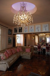 Penthouse with spectacular views of Copacabana Beach!