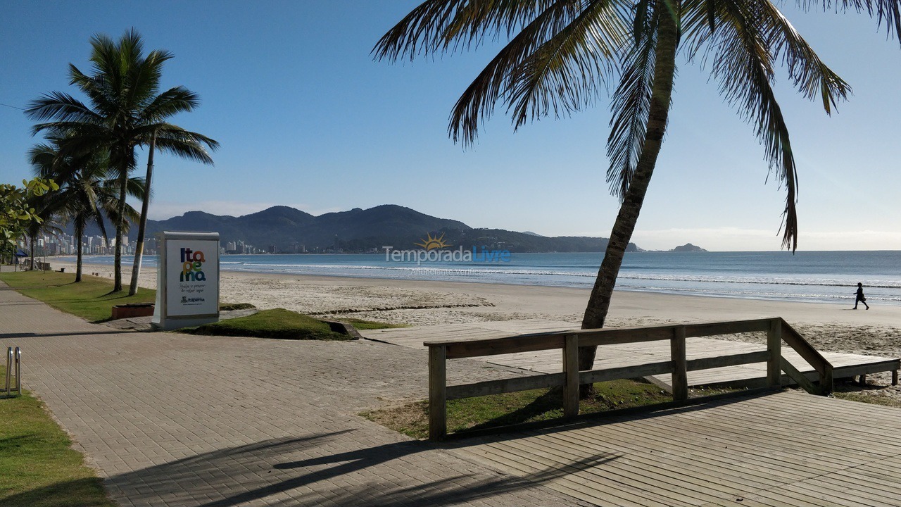 Apartment for vacation rental in Itapema (Meia Praia)