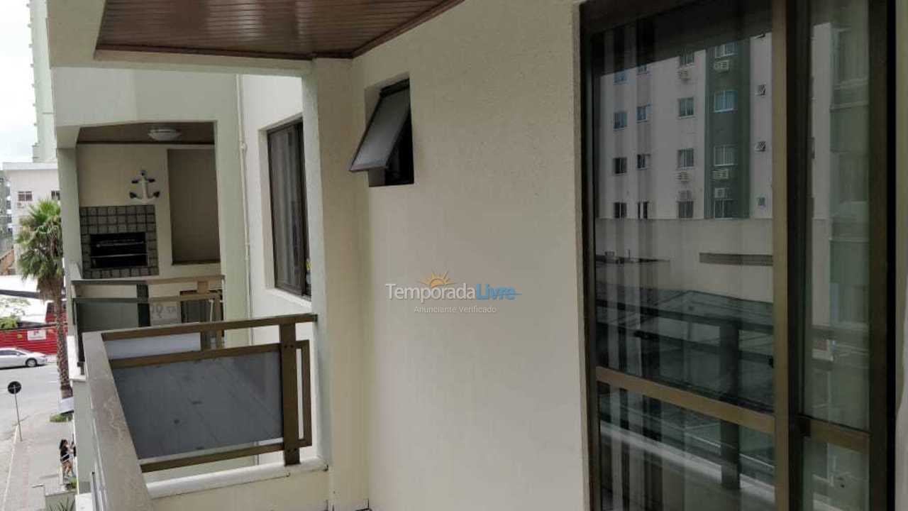 Apartment for vacation rental in Itapema (Meia Praia)