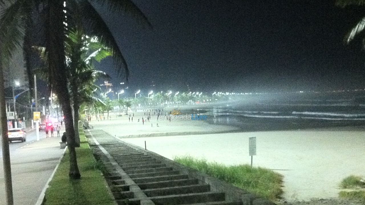 Apartment for vacation rental in Guarujá (Enseada)