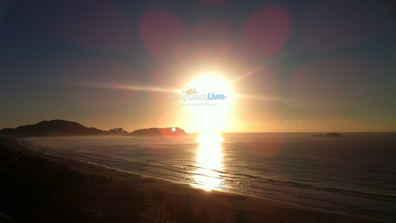 Apartment for vacation rental in Guarujá (Enseada)