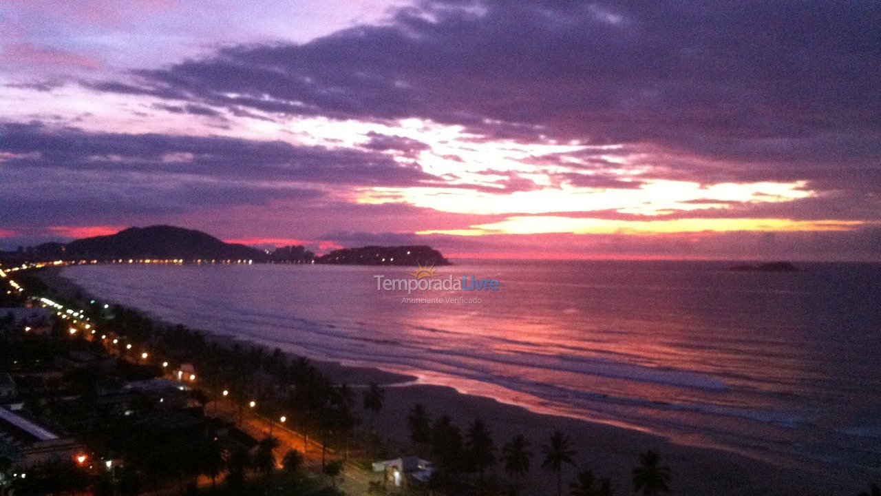 Apartment for vacation rental in Guarujá (Enseada)