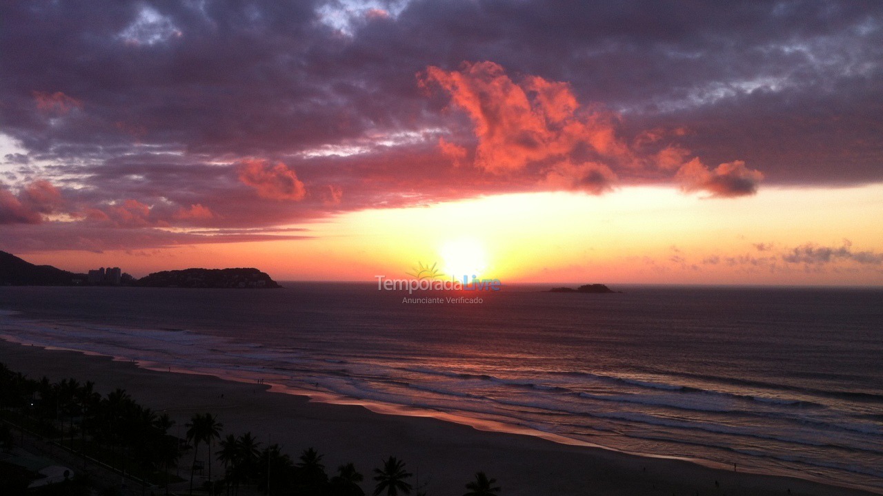 Apartment for vacation rental in Guarujá (Enseada)