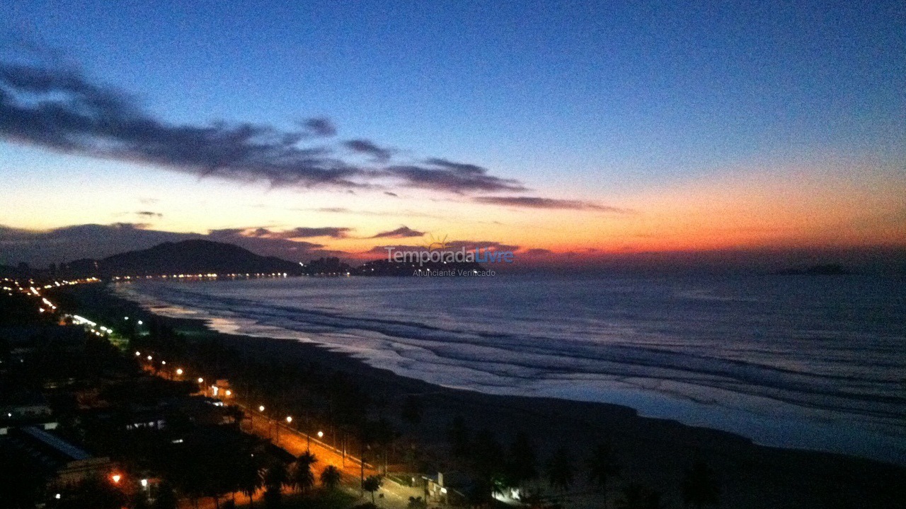 Apartment for vacation rental in Guarujá (Enseada)