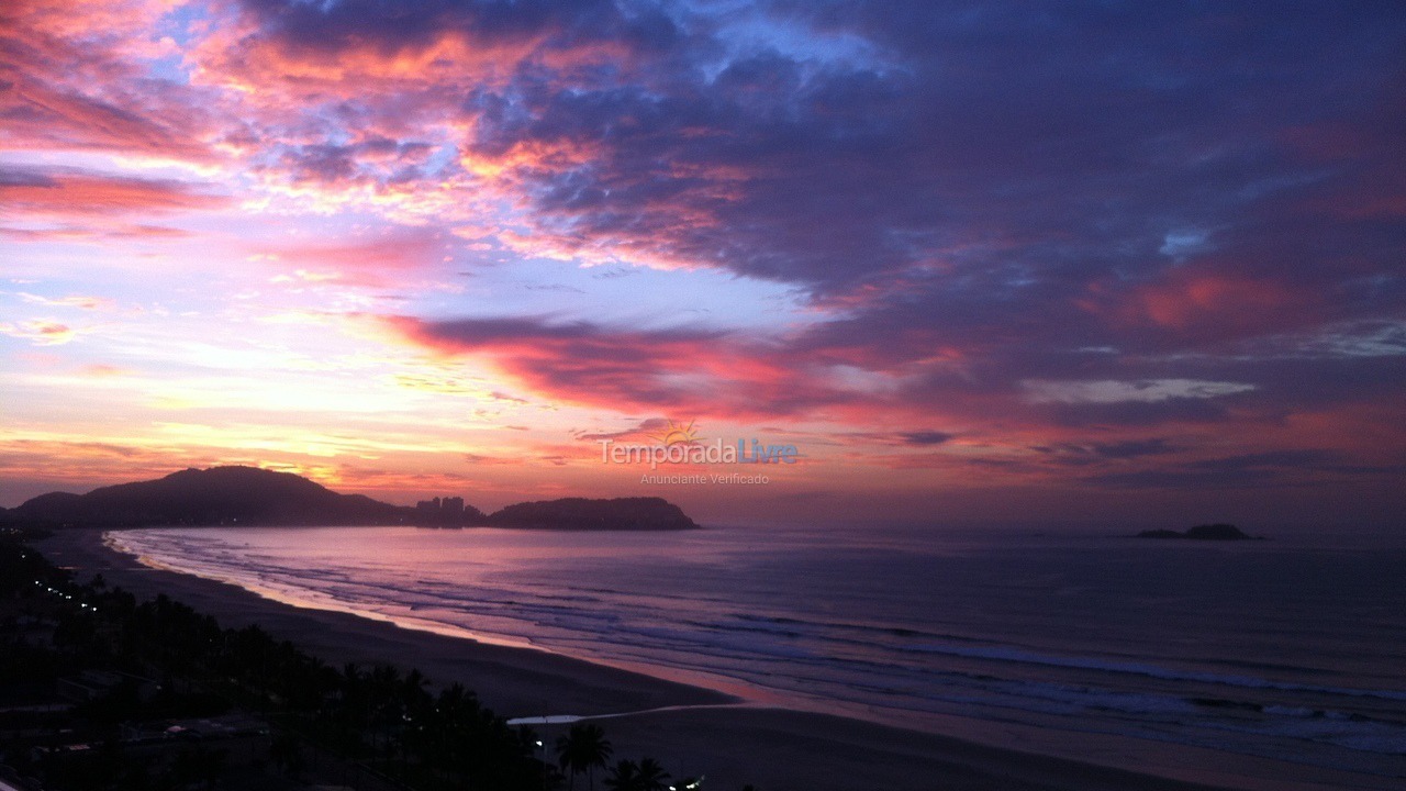 Apartment for vacation rental in Guarujá (Enseada)