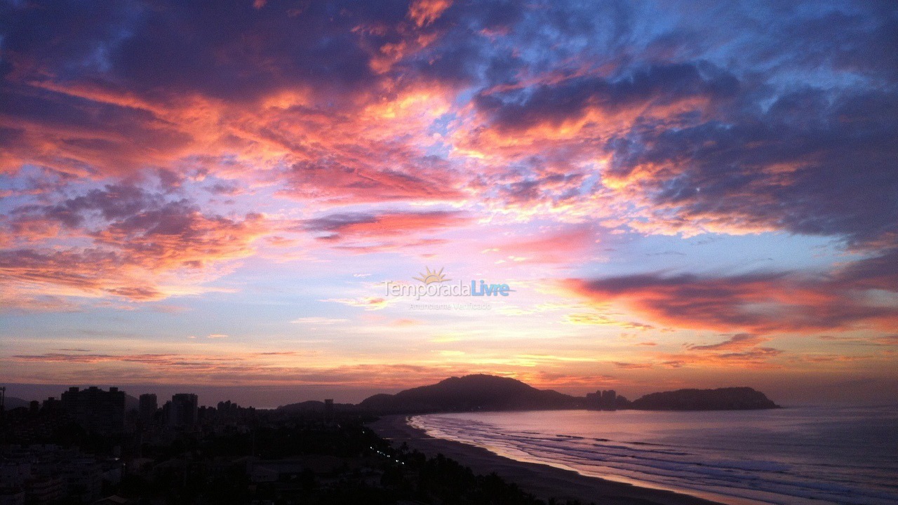 Apartment for vacation rental in Guarujá (Enseada)