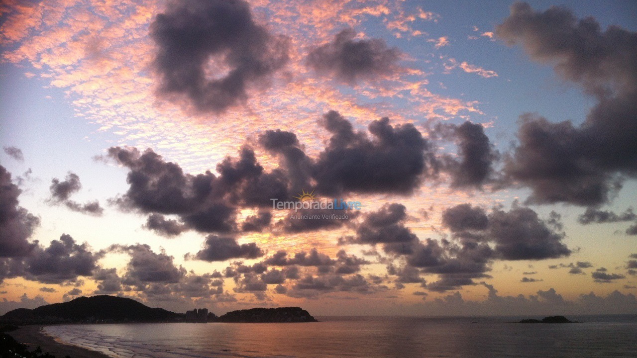 Apartment for vacation rental in Guarujá (Enseada)