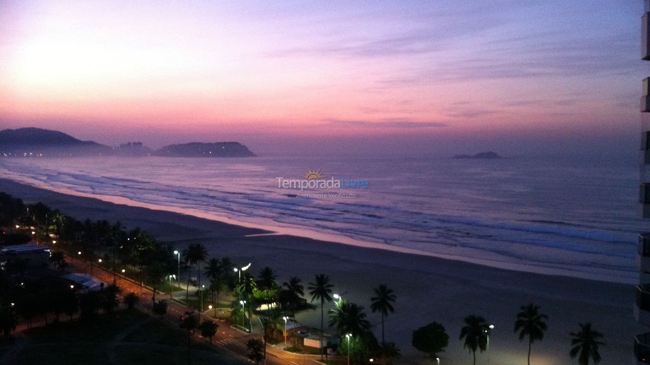 Apartment for vacation rental in Guarujá (Enseada)