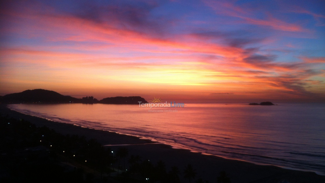 Apartment for vacation rental in Guarujá (Enseada)