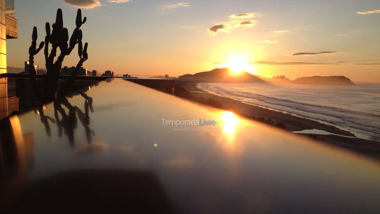 Apartment for vacation rental in Guarujá (Enseada)