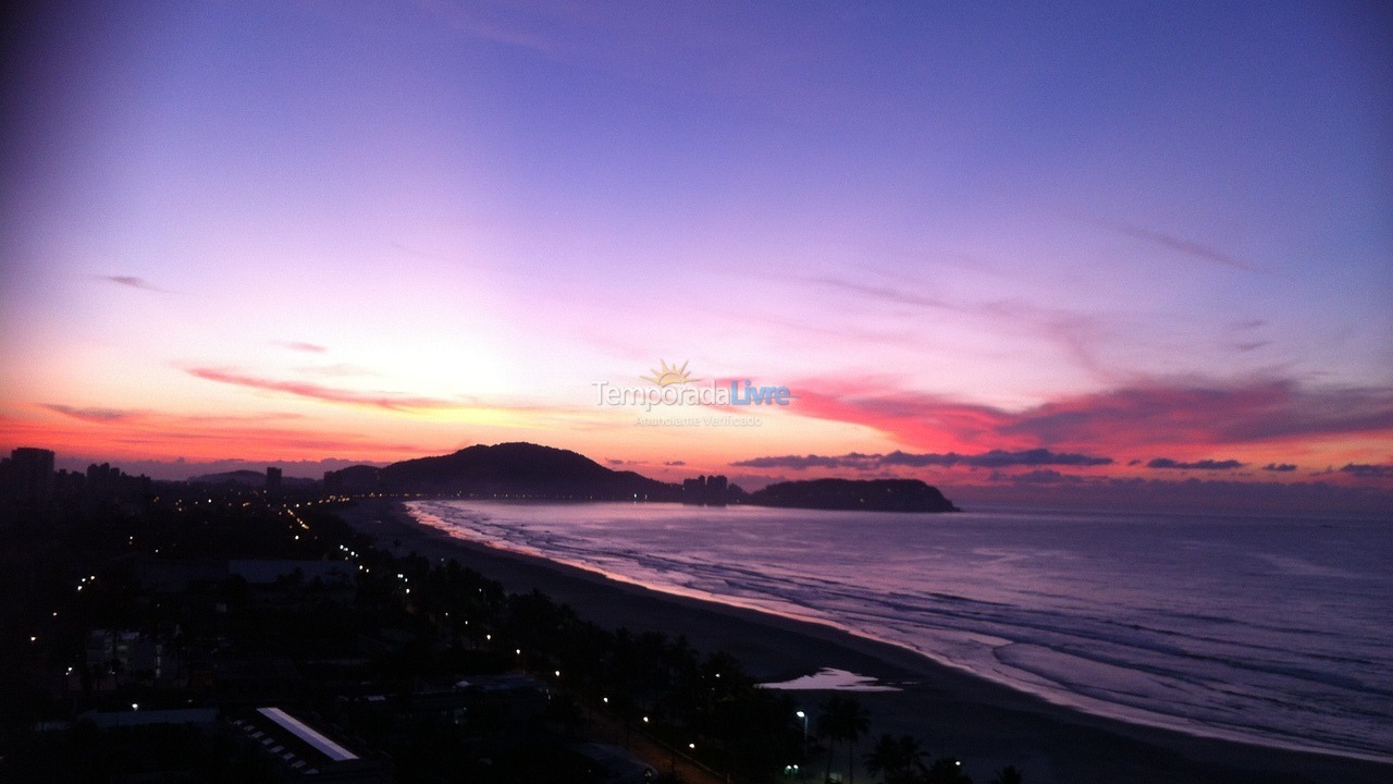 Apartment for vacation rental in Guarujá (Enseada)