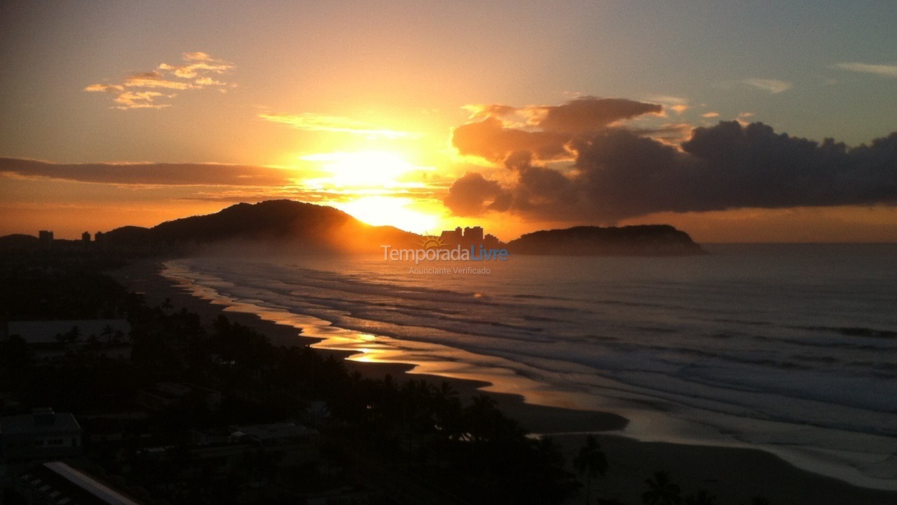 Apartment for vacation rental in Guarujá (Enseada)