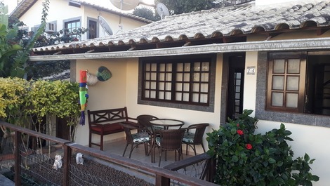 Excelente casa en urbanización cerrada en Geribá