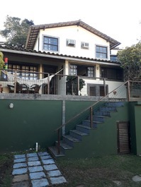 Excelente casa en urbanización cerrada en Geribá