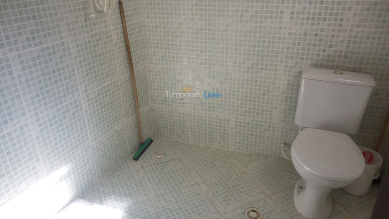 Casa para aluguel de temporada em Caraguatatuba (Massaguaçu)