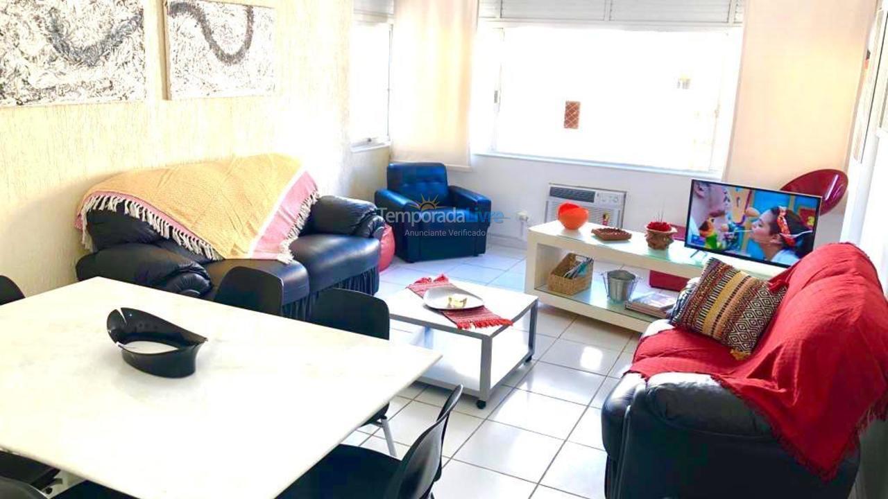 Apartamento para aluguel de temporada em Guarujá (Pitangueiras)