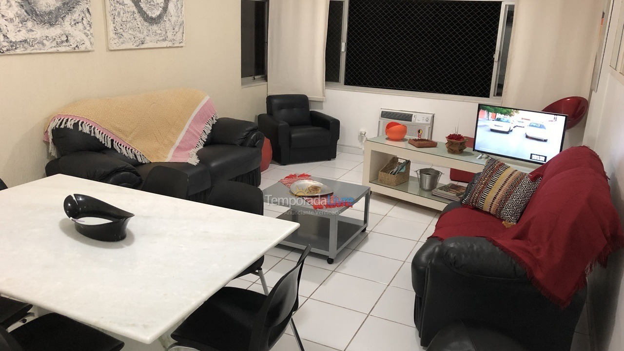 Apartamento para aluguel de temporada em Guarujá (Pitangueiras)