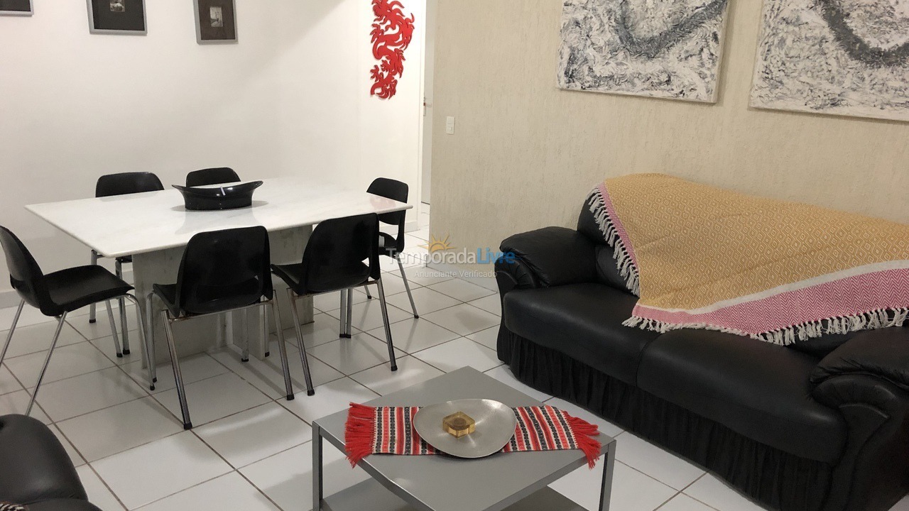 Apartamento para aluguel de temporada em Guarujá (Pitangueiras)