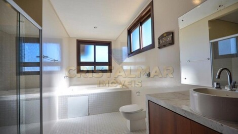 CASA DE ALTO ESTÁNDAR CON PISCINA EN PLAYA MARISCAL !! bacalao: L068