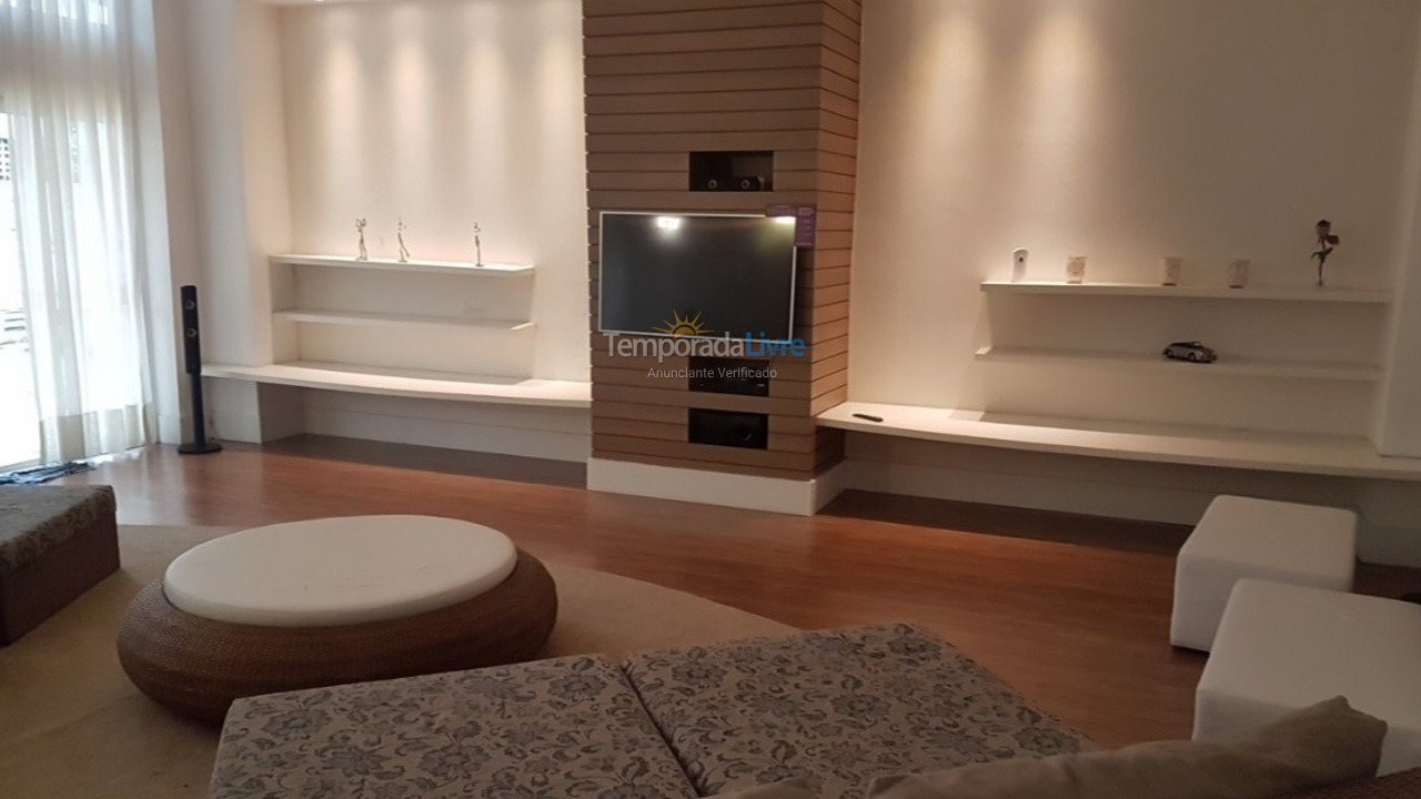 Apartamento para aluguel de temporada em Guarujá (Astúrias)