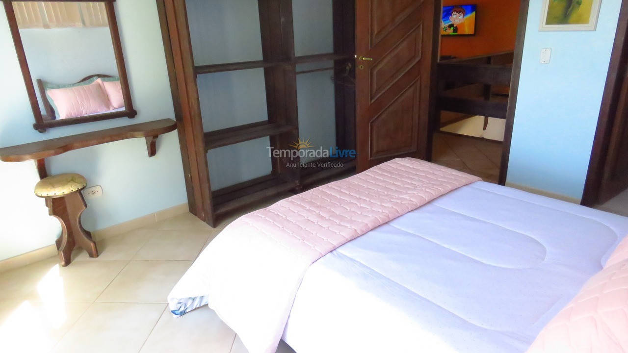 Casa para aluguel de temporada em Itapoá (Balneário Imperador)