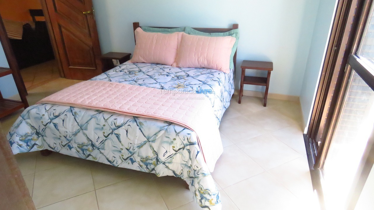 Casa para aluguel de temporada em Itapoá (Balneário Imperador)