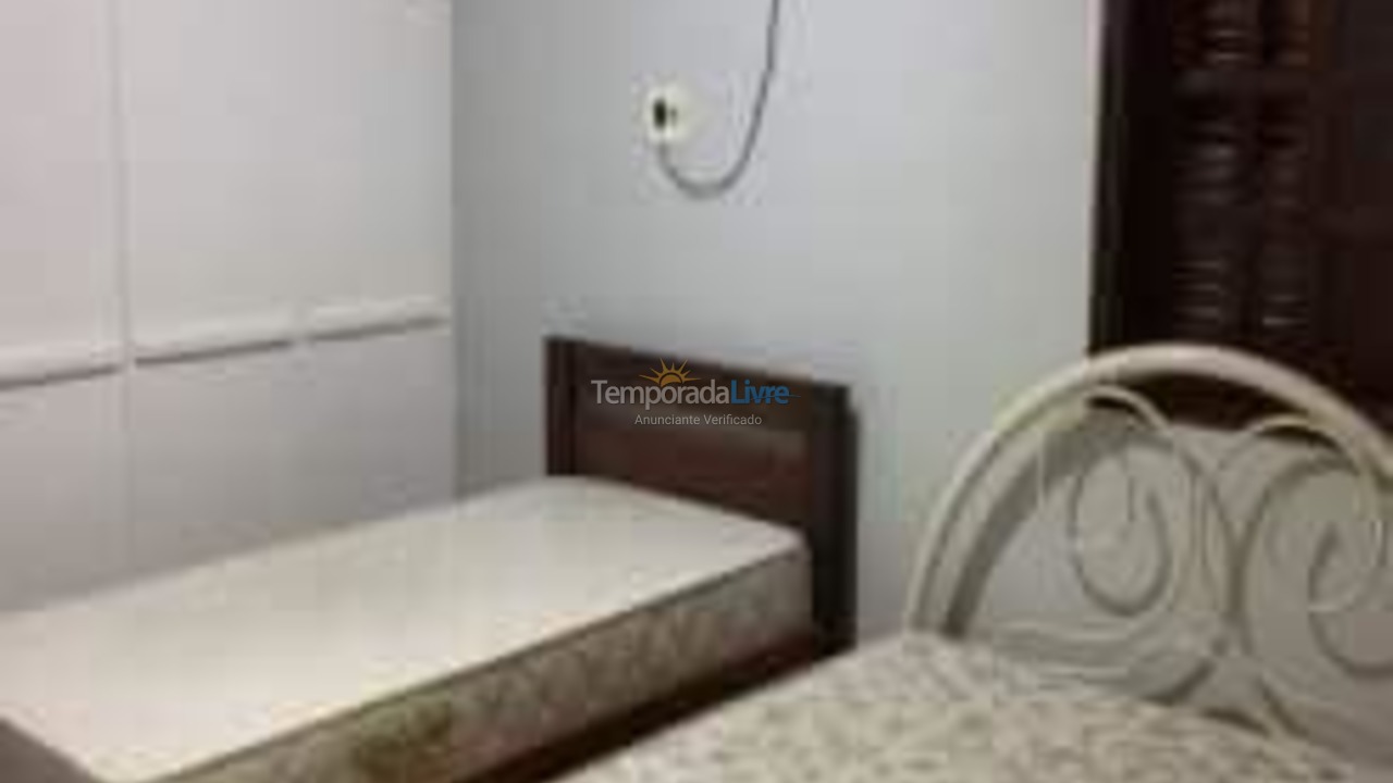 Chácara / sítio para aluguel de temporada em Londrina (Jardim Planalto)