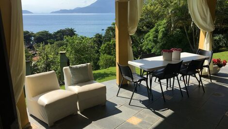 Linda Vista a 200 m da praia do Curral, 3 min a pé