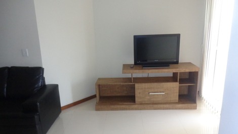 Apto Beira Mar.Luxo,C/3 qtos C/1suítes C/ AR, C/2gar. C/vist total