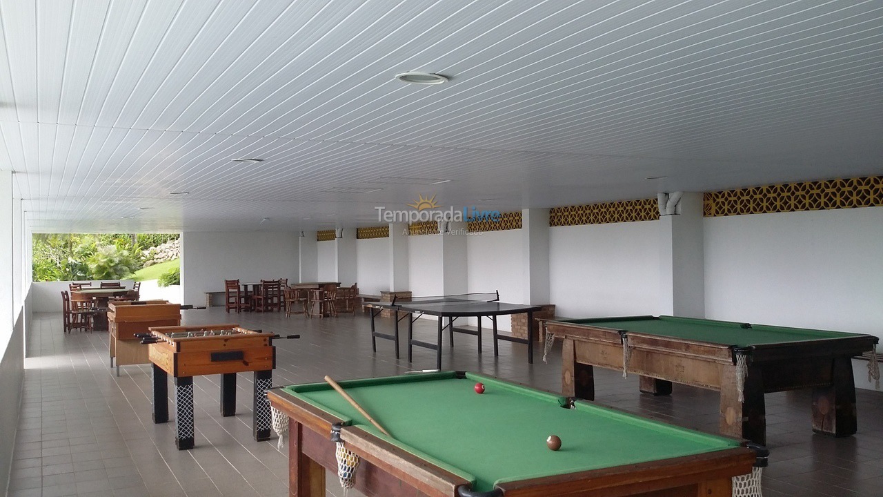 Apartamento para aluguel de temporada em Ubatuba (Praia das Toninhas)